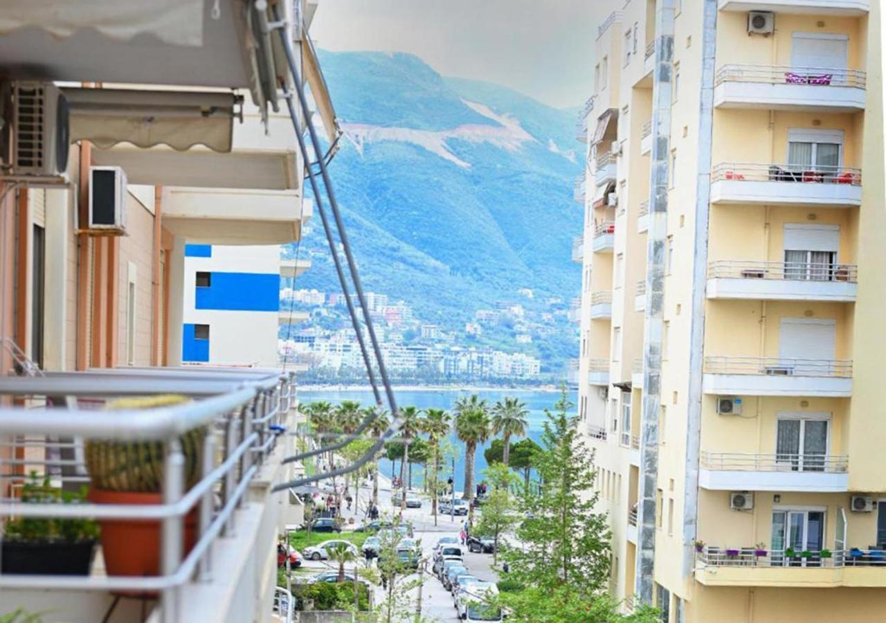 Coastal Retreat - Beach Apartment Vlorë Exteriör bild